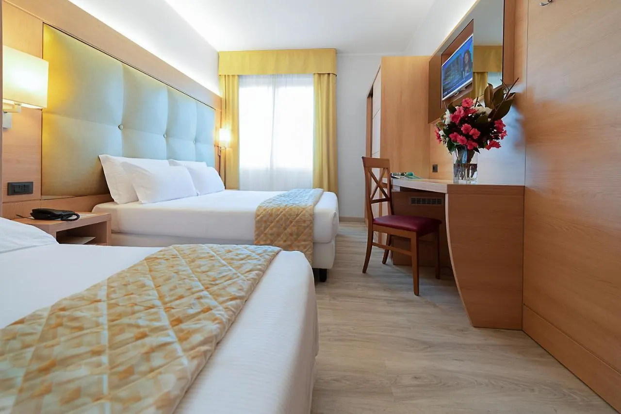 Hotel Gardenia & Villa Charme Adults Friendly 4Star Service Bardolino 3*,  Italia