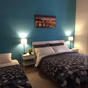 Guest house Amoraroma, Economy With Shared Bathrooms