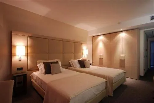 ***  Hotel Gardenia & Villa Charme Adults Friendly 4Star Service Bardolino Italy