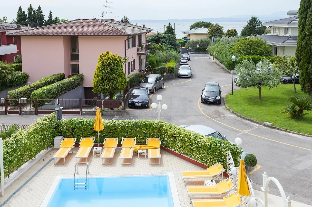 Hotel Gardenia & Villa Charme Adults Friendly 4Star Service バルドリーノ