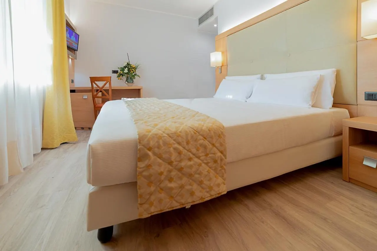 Hotel Gardenia & Villa Charme Adults Friendly 4Star Service バルドリーノ